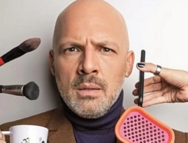 O N.Mουτσινάς έστησε τηλεοπτικό καβγά για να τρολάρει το Power of Love (βίντεο)